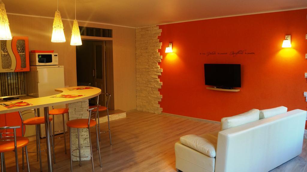 Apartment Selena Baranavichy Exterior photo